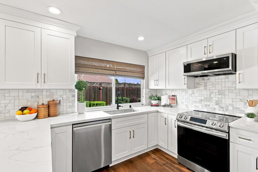 763 Stardust Lane