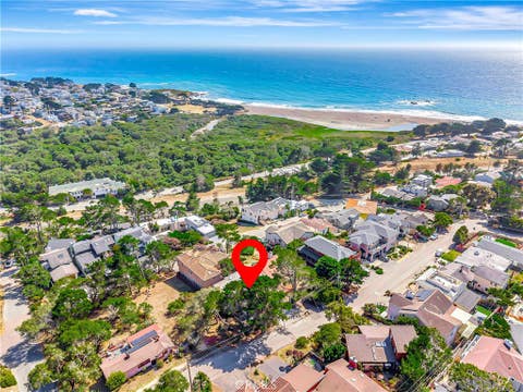 Tiny photo for 470 Wellington ST, Cambria, CA 93428 (MLS # CV26150727)