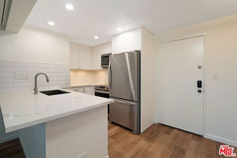 Tiny photo for 1440 Veteran Avenue #340, Los Angeles, CA 90024 (MLS # 26649865)