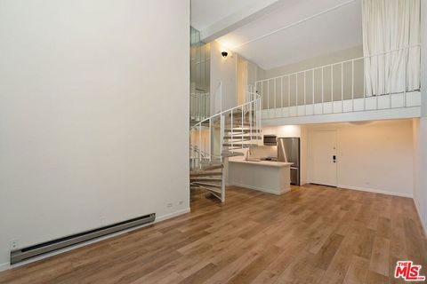 Tiny photo for 1440 Veteran Avenue #340, Los Angeles, CA 90024 (MLS # 26649865)