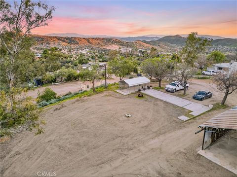 31300 Ruth Lane Homeland CA 92548