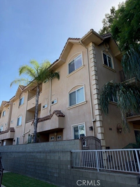 Photo of 500 E Valencia AVE #106, Burbank, CA 91501 (MLS # AR26226536)