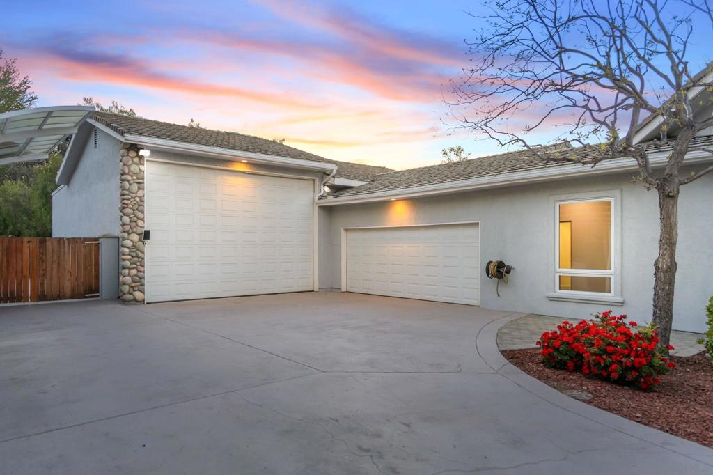 16334 Woodson View Rd