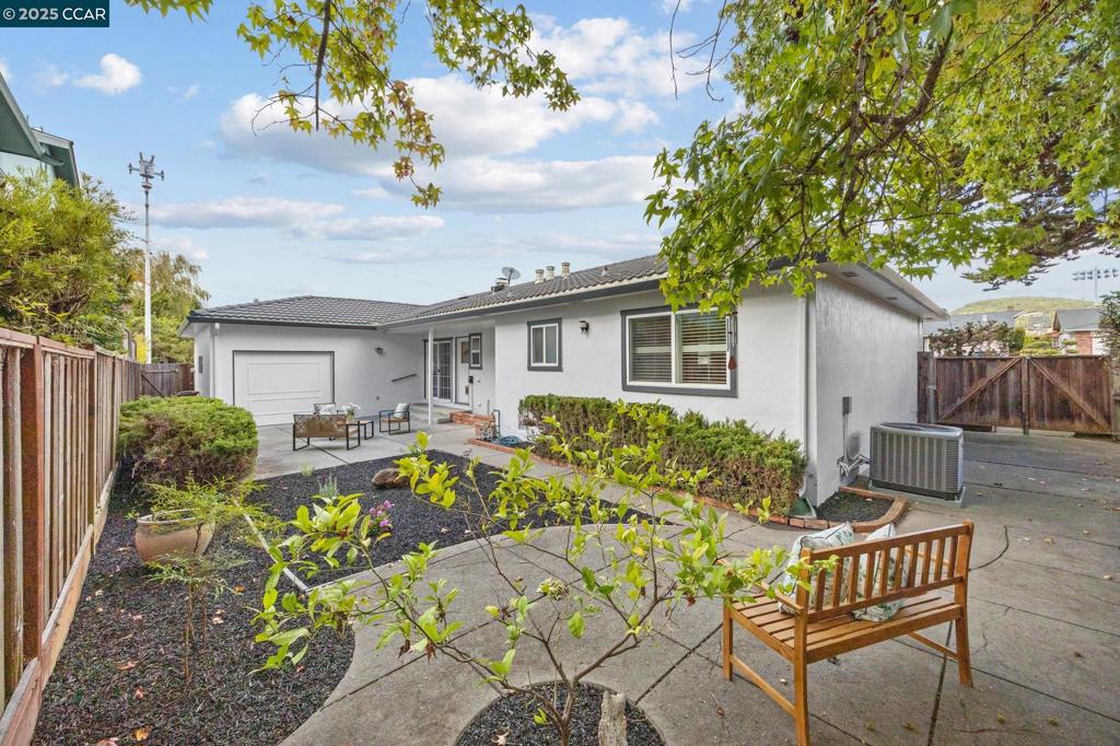 MAY VALLEY - Residential