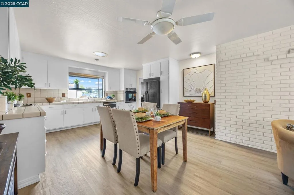 Richmond, California 94803, United States, 3 Bedrooms Bedrooms, ,2 BathroomsBathrooms,Residential,Active,220437