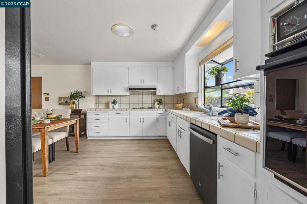 MAY VALLEY - Residential