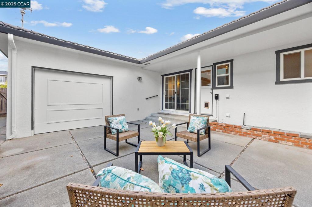 MAY VALLEY - Residential