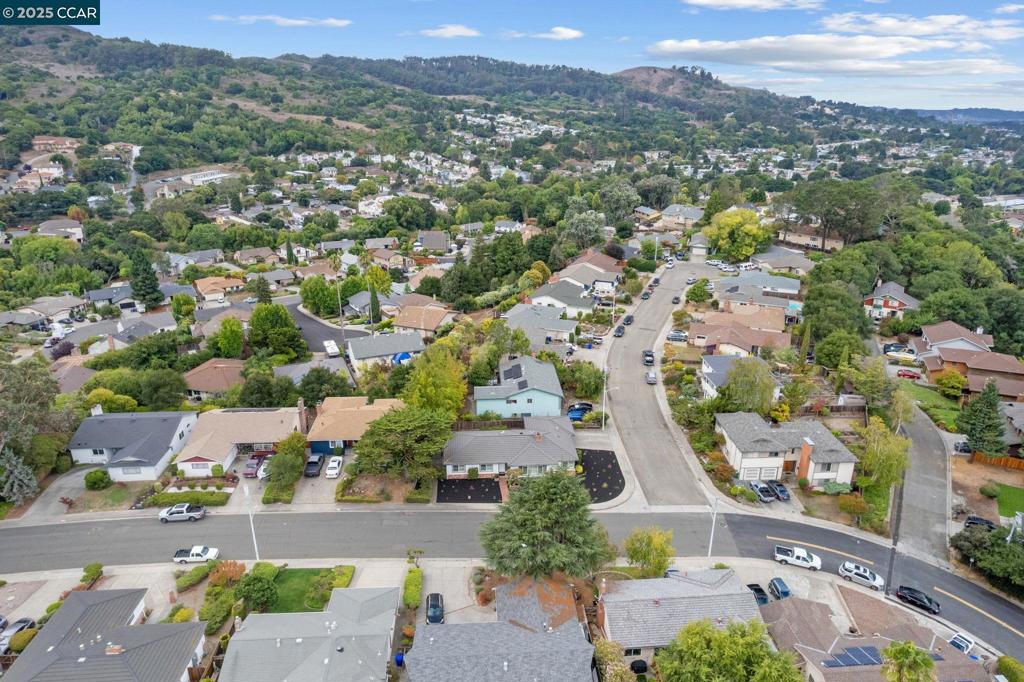 MAY VALLEY - Residential