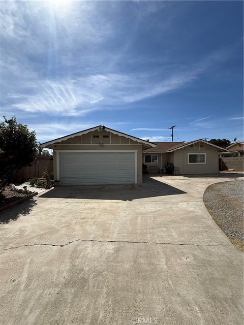 Photo of 11272 Doverwood Dr, Riverside, CA 92505 (MLS # CV26072740)