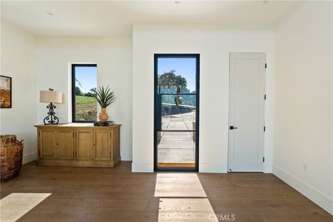 Tiny photo for 2220 Battering Rock Rd, Templeton, CA 93465 (MLS # NS25238785)