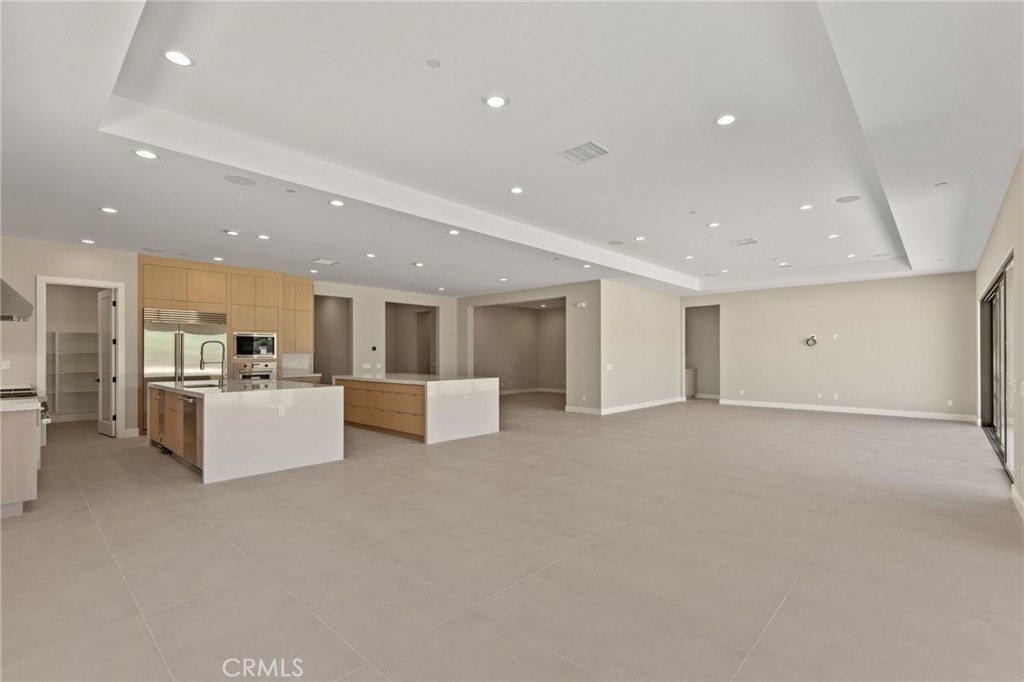 11851 Red Hawk Lane