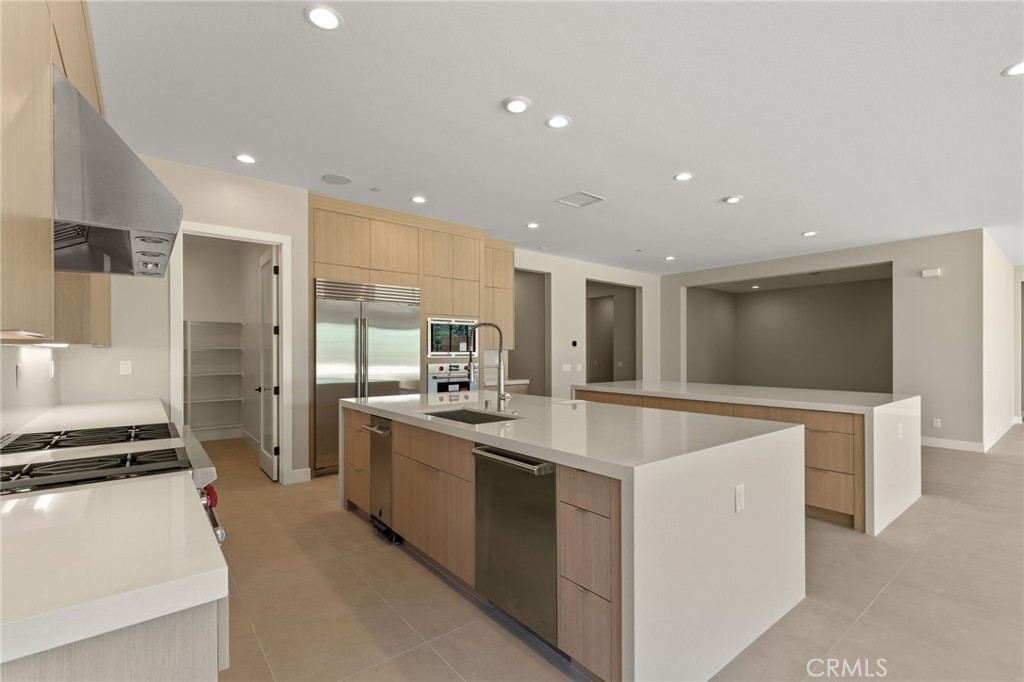 11851 Red Hawk Lane
