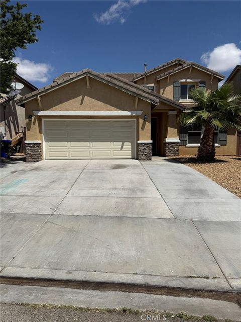 Photo of 12394 Freeport Dr, Victorville, CA 92392 (MLS # CV26091564)