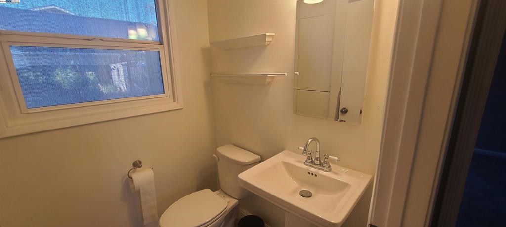 LIVERMOWNS - Residential Lease