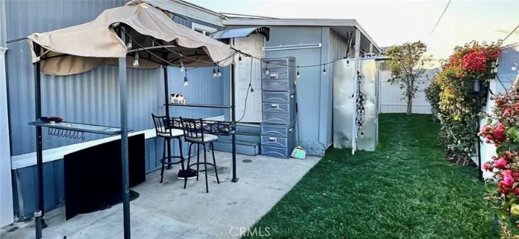 716 N Grand Avenue J1