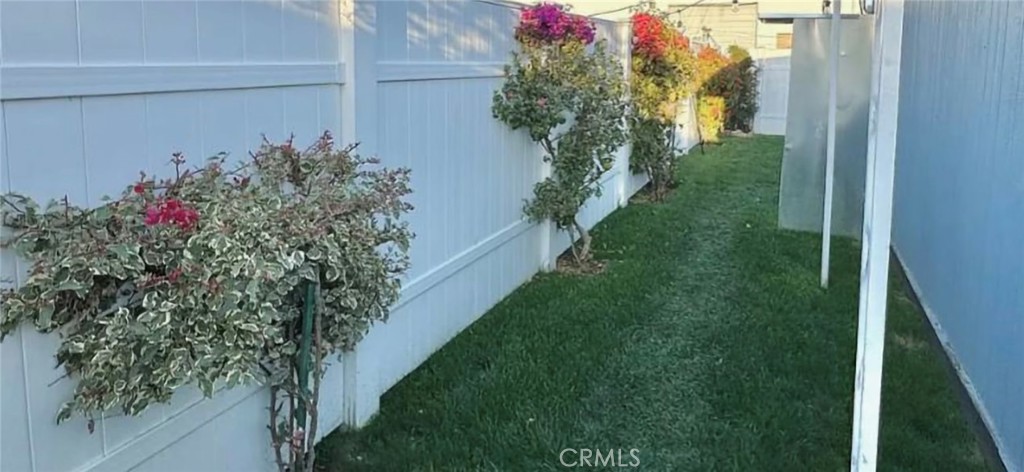 716 N Grand Avenue J1