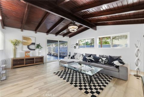 405 S Clara Santa Ana CA 92703