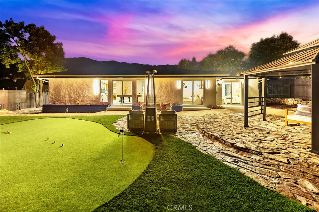 326 E Sierra Madre