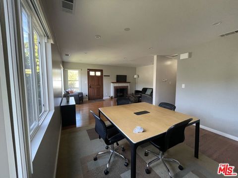 Tiny photo for 7802 Airport Boulevard, Los Angeles, CA 90045 (MLS # 26644315)