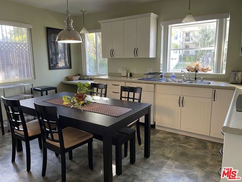 Tiny photo for 7802 Airport Boulevard, Los Angeles, CA 90045 (MLS # 26644315)