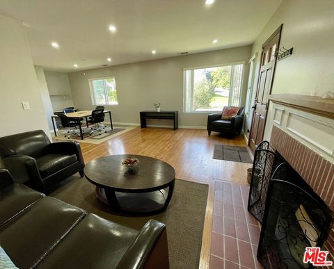 Tiny photo for 7802 Airport Boulevard, Los Angeles, CA 90045 (MLS # 26644315)