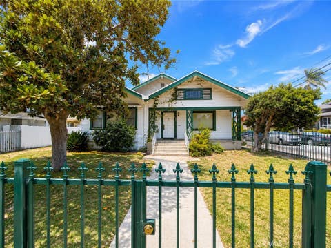 Photo of 103 S Ardmore AVE, Los Angeles, CA 90004 (MLS # PW26172226)