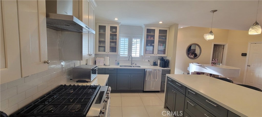 6211 San Ramon Way