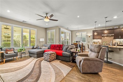 1385 Via La Presa Hemet CA 92545