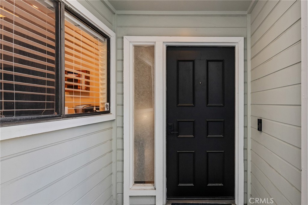 1150 W Capitol Drive 31