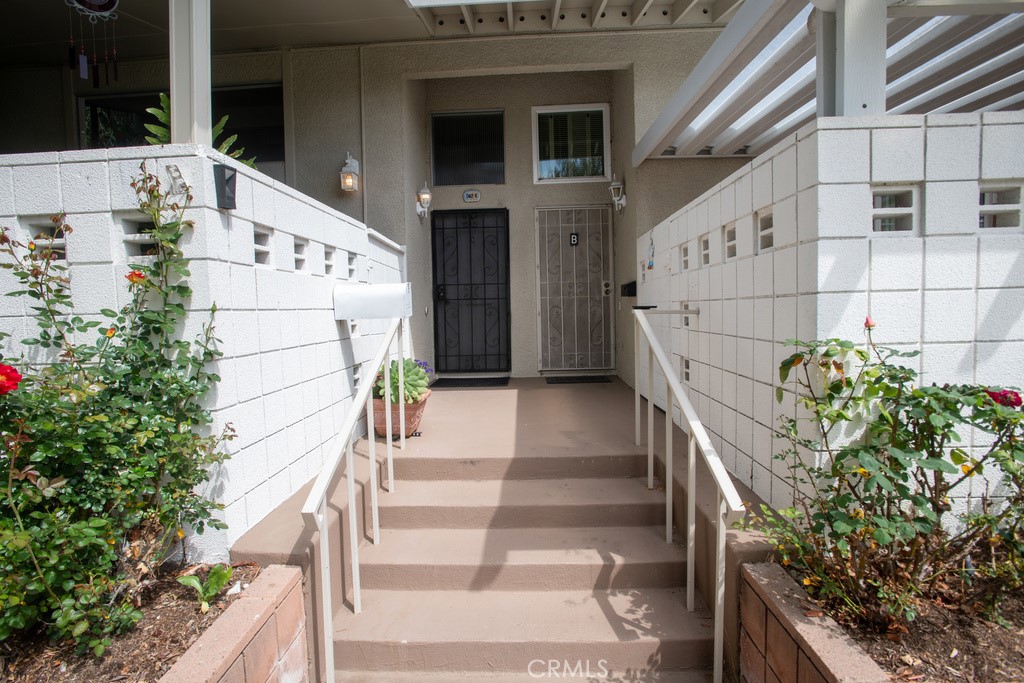 562 Avenida Sevilla Unit C