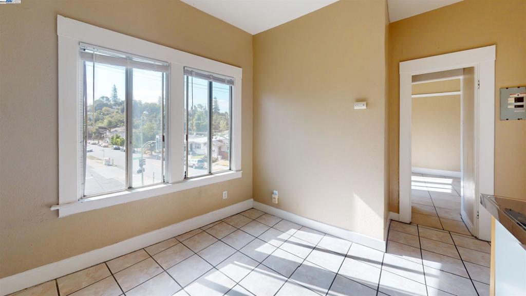 ALAMEDA COUNTY - Residential Income