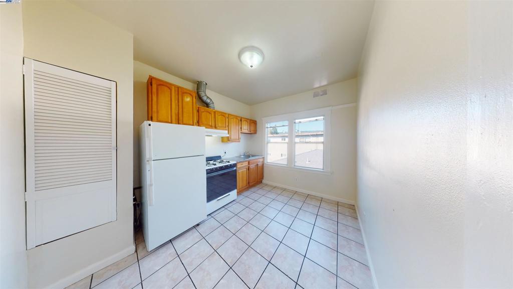 ALAMEDA COUNTY - Residential Income