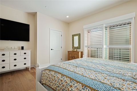 Tiny photo for 44 Coronado Street #202, Ventura, CA 93001 (MLS # SR26126317)