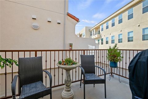 Tiny photo for 44 Coronado Street #202, Ventura, CA 93001 (MLS # SR26126317)