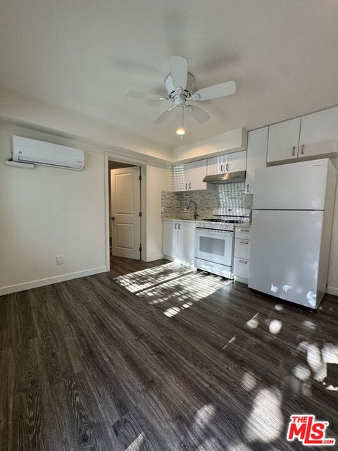 Photo of 5813 Harold Way, Los Angeles, CA 90028 (MLS # 26655611)