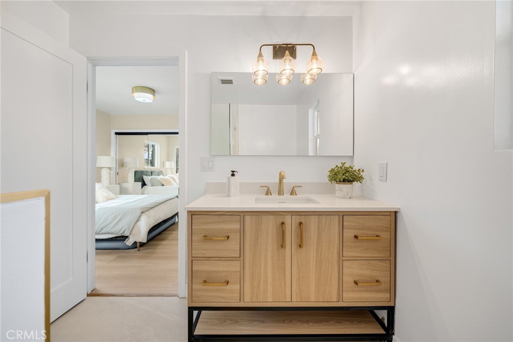 Los Altos/North of Fwy (LNF) - Residential