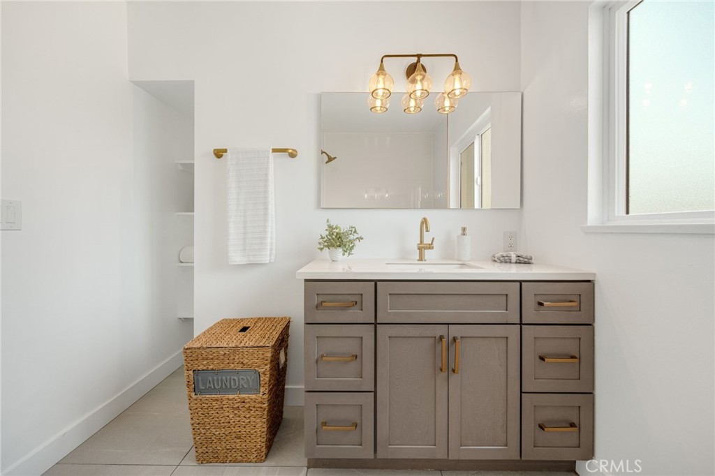 Los Altos/North of Fwy (LNF) - Residential