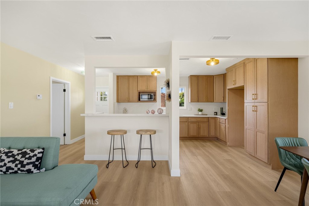 Los Altos/North of Fwy (LNF) - Residential