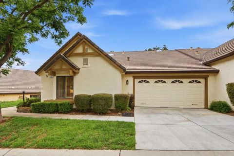 Photo of 7886 Moorfoot Court, San Jose, CA 95135 (MLS # ML82044993)
