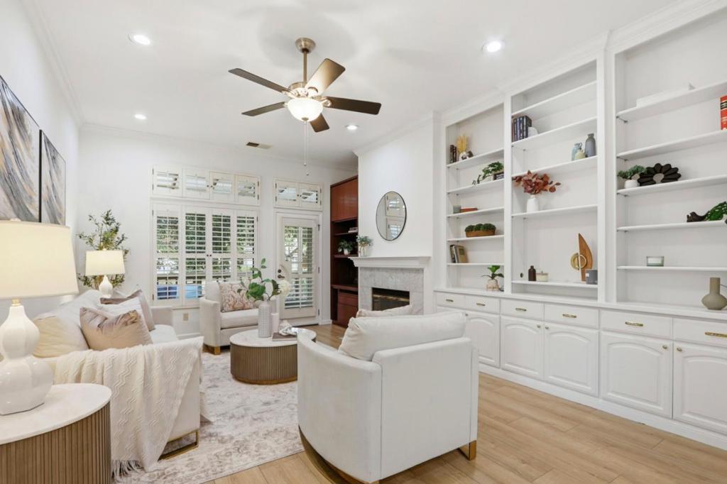 7886 Moorfoot Court