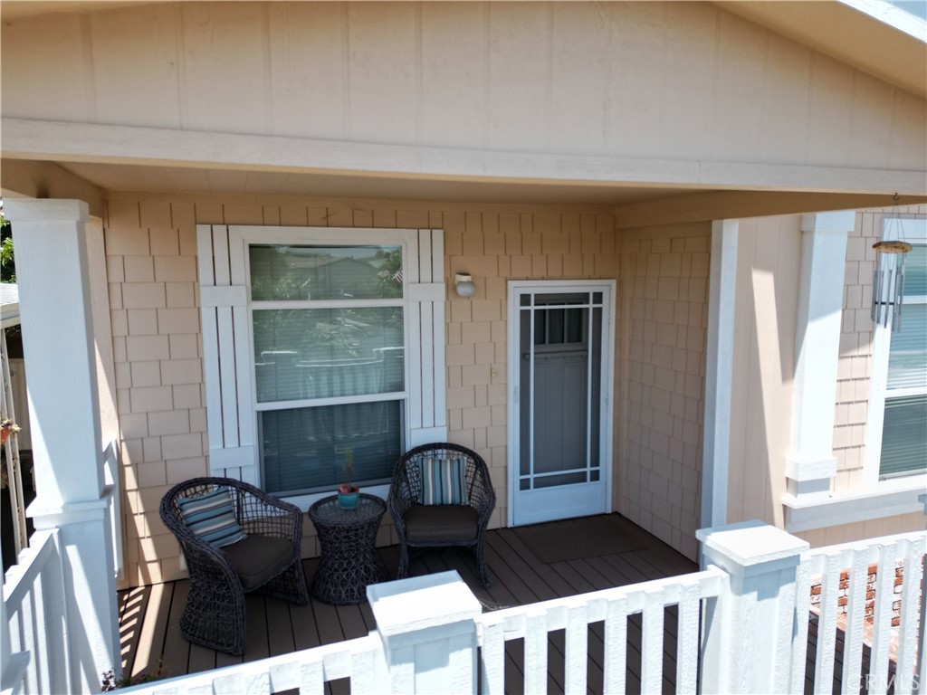 211 Albatross Lane