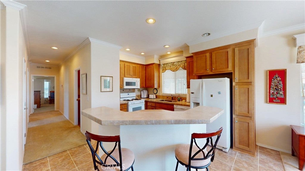 211 Albatross Lane