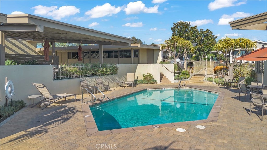 3720 Lake Grove Dr.