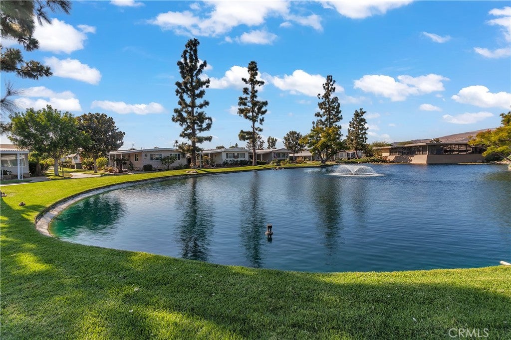 3720 Lake Grove Dr.