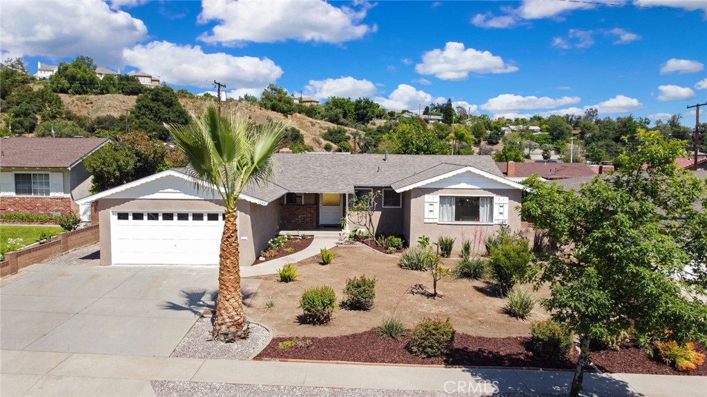 1146 N Soldano Drive