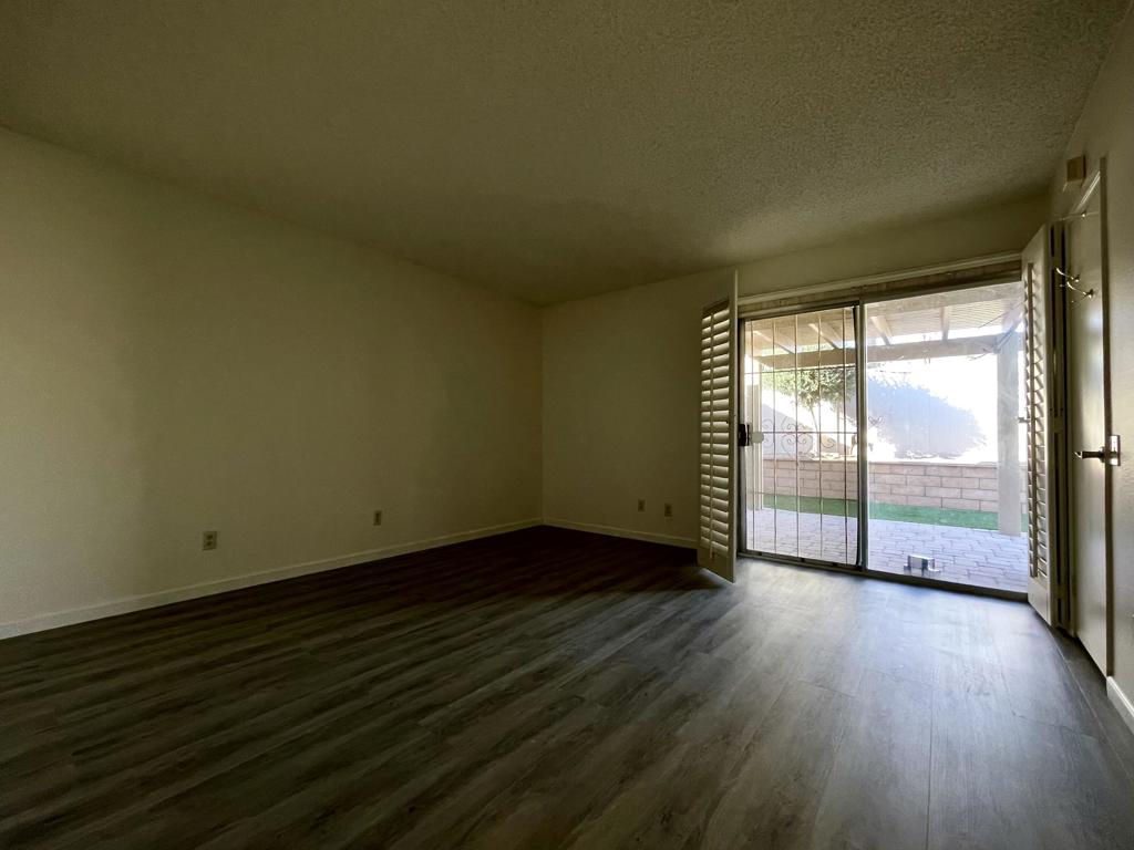 Sunrise Palms - Residential