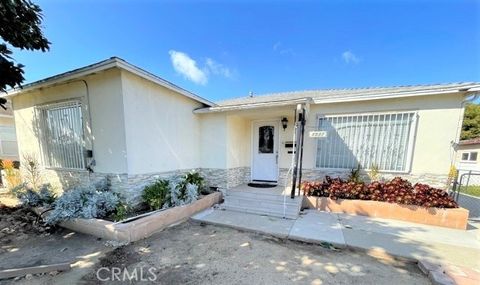 Photo of 1537 W 205th Street, Torrance, CA 90501 (MLS # RS26071415)