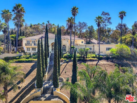 Photo of 459 Flores De Oro, Rancho Santa Fe, CA 92067 (MLS # 26102512)