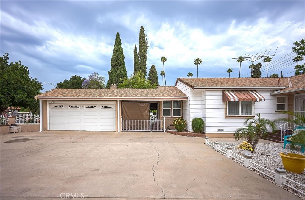 5062 Magnolia Avenue