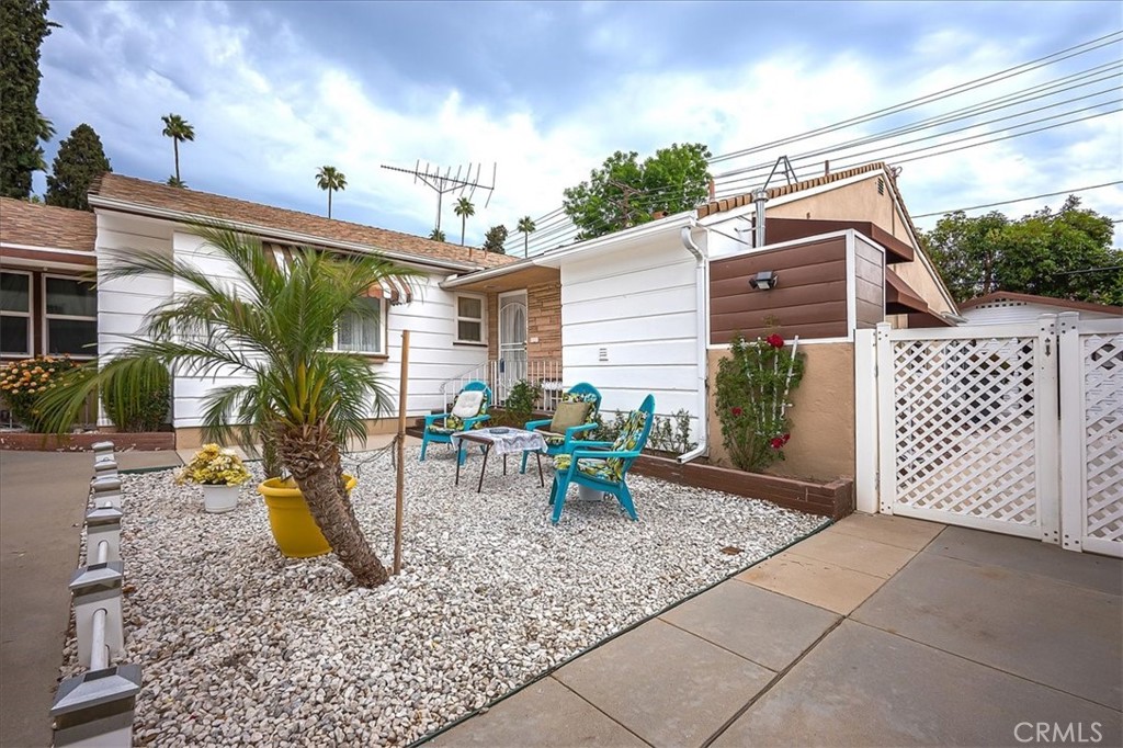5062 Magnolia Avenue